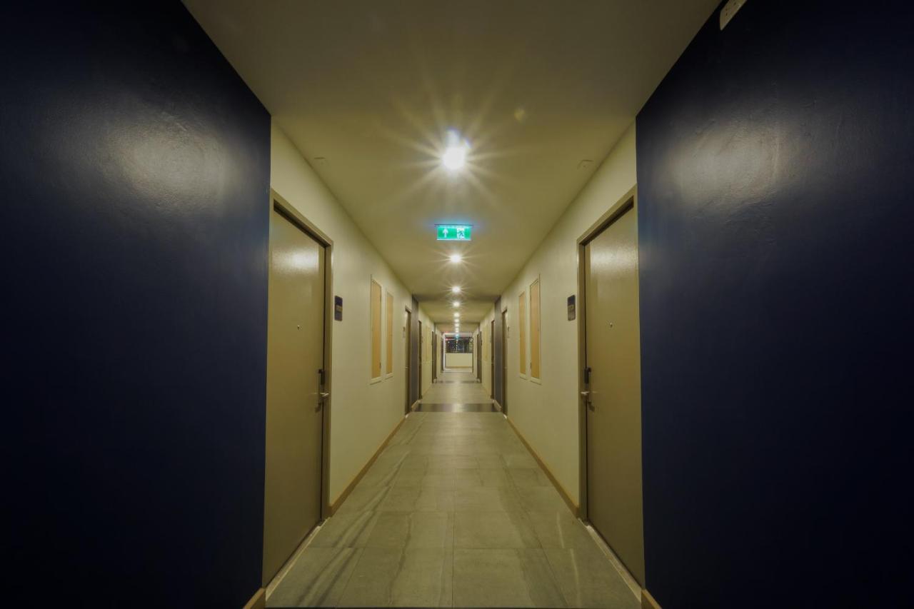 Seabed Grand Hotel Phuket - Sha Extra Plus Экстерьер фото A corridor in a hotel