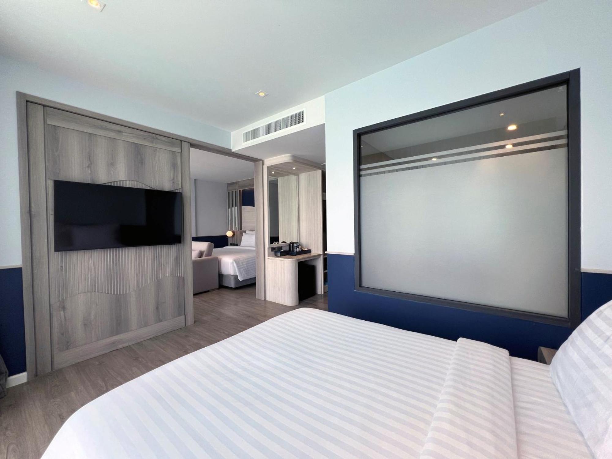 Seabed Grand Hotel Phuket - Sha Extra Plus Экстерьер фото Deluxe Room